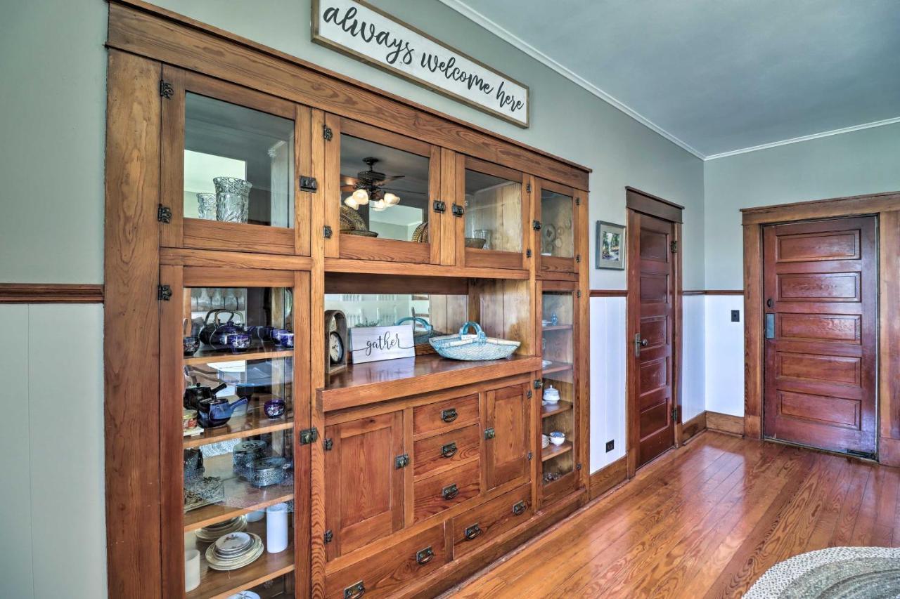 Historic Mountain Home Haven With Large Yard! Екстер'єр фото